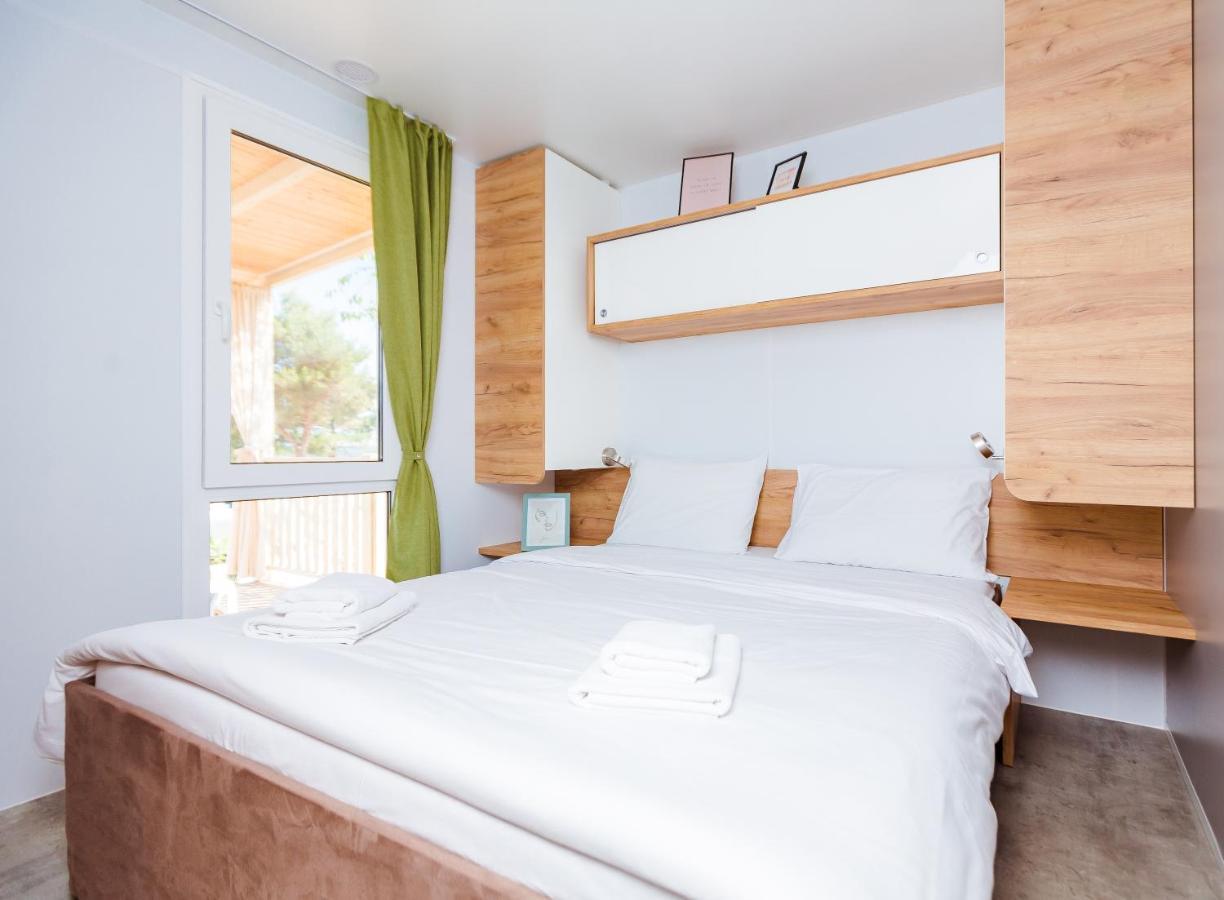 Premium Mobile Homes Istria - Camping Lanterna Porec - Luxury Mobilhome Exterior photo